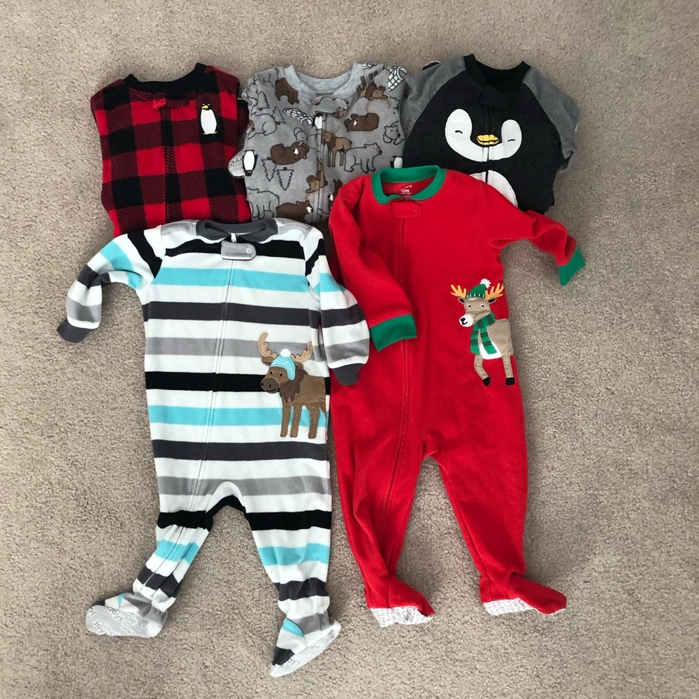 Bundle of 5 pairs Carter’s fleece footed pajamas